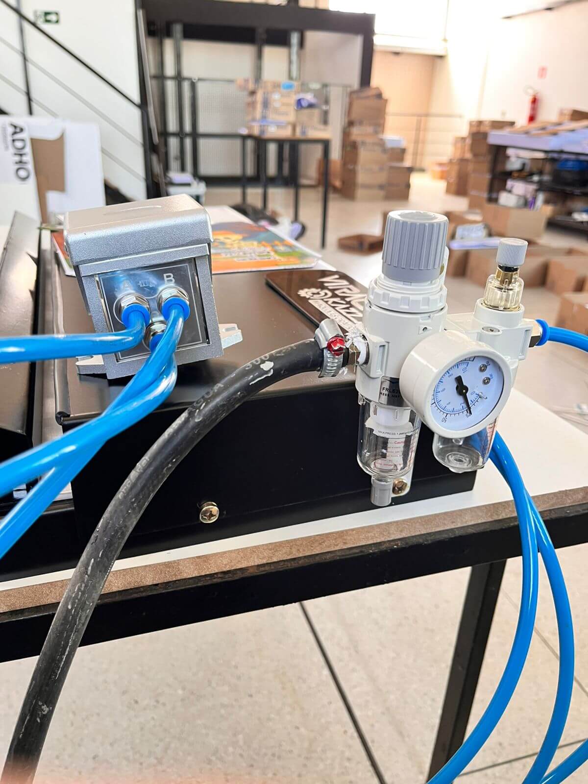 ViraCapas Dobradeira de capas com COLA